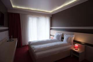 Отель Homorod Hotel Бэйле-Хомород Двухместный номер с 1 кроватью и собственной ванной комнатой-18